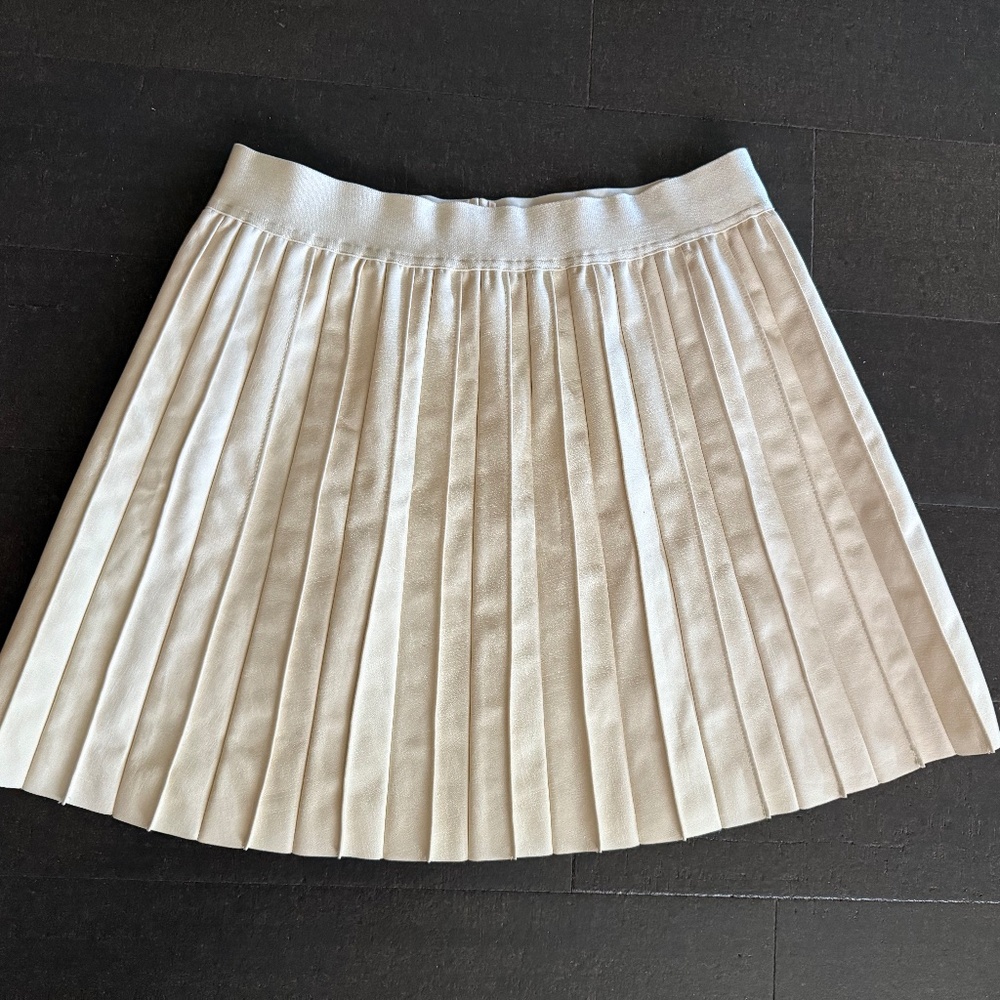 Faux leather pleated mini skirt